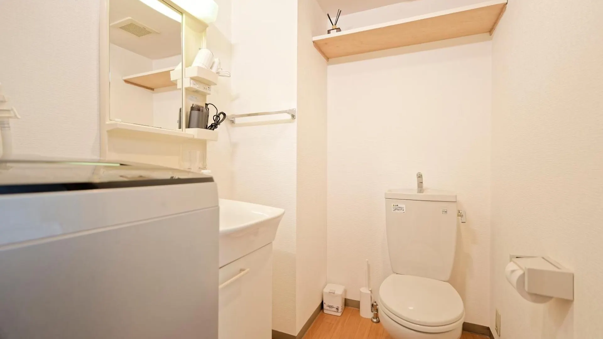 Sumida Ryogoku Midori House Apartment Tokyo